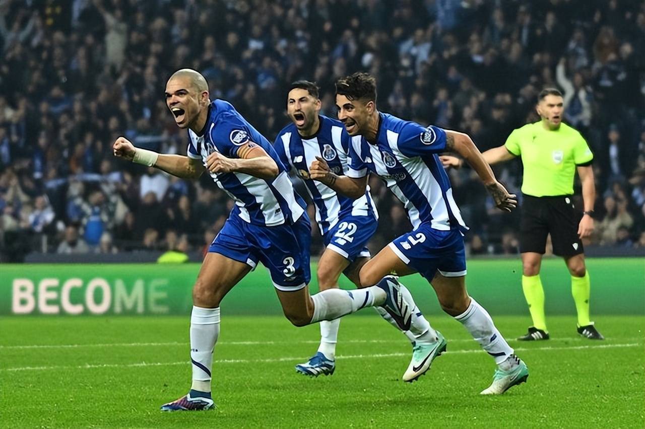 法甲清晨再迎强敌，多特蒙德迎来里程碑，主帅态度——话题不断，阵容厚度经受考验的简单介绍