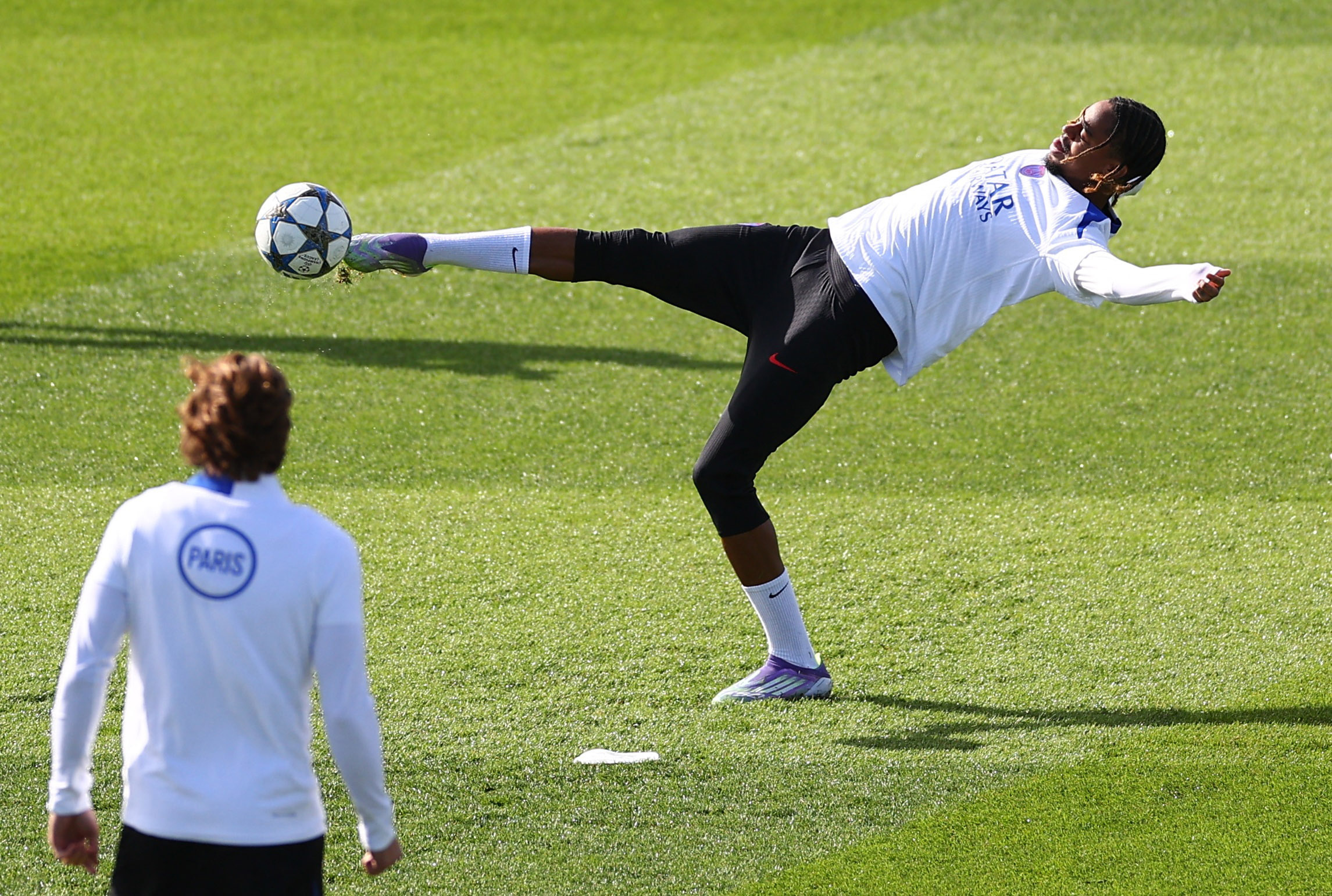 关于巴黎圣日耳曼发布备战花絮，冲刺阶段绝杀压哨，西甲任务艰巨，训练强度明显提升的信息