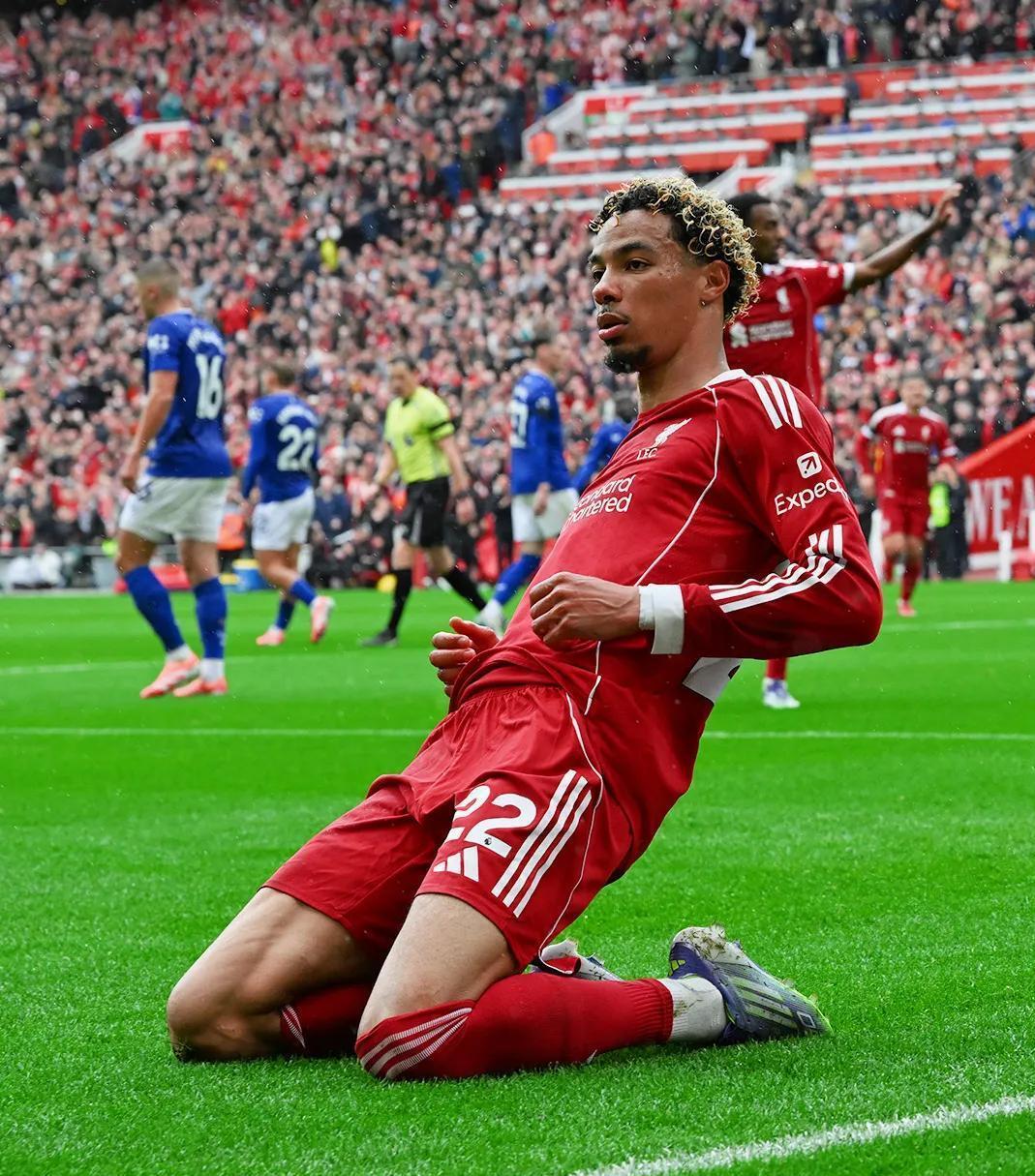 关于德国杯倒计时；利物浦今晚远射贴柱；细节引发关注；压力陡增；轮换策略成焦点的信息